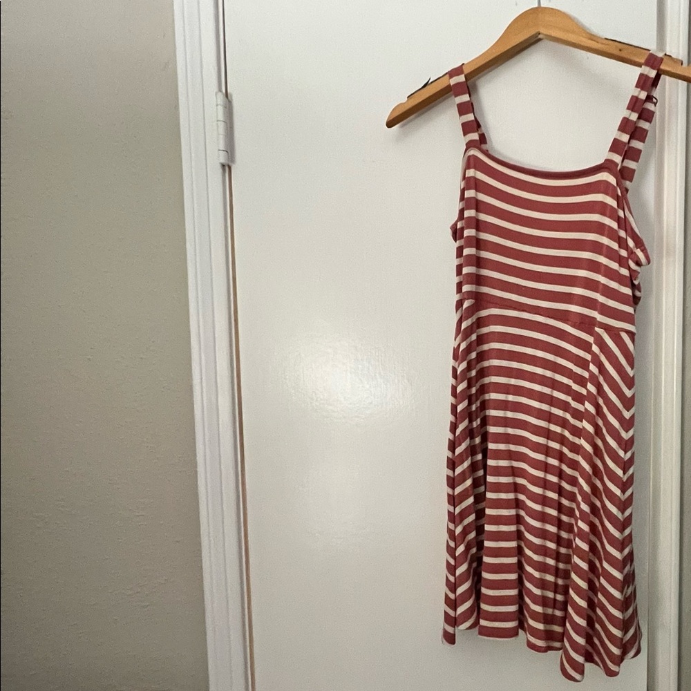 Altard state pink and white dress size medium